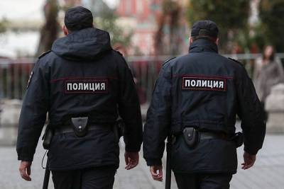 Мужчина украл 70 тысяч рублей у своего знакомого в кафе в Москве, пока тот спал