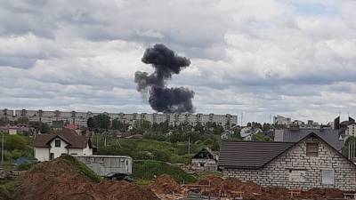 Мужество и героизм: что известно о пилотах упавшего возле домов в Белоруссии Як-130