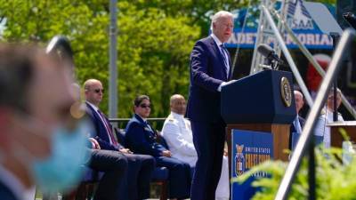 Президент выступит с речью на выпускной церемонии в Академии береговой охраны