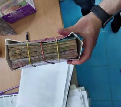 В запорожской больнице ежемесячно собирали по 200 тысяч гривен у пациентов