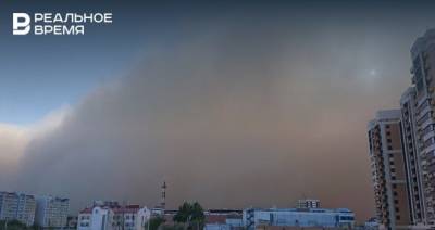 В Астрахани началась пылевая буря