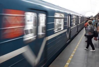 Эксперт рассказал, как можно отличить на глаз петербургские вагоны метро от московских