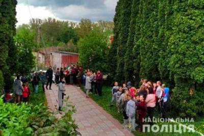 На Тернопольщине восьмиклассник притворился узником и "заминировал" школу