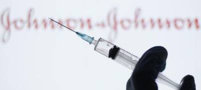 Украинских «заробитчан» будут вакцинировать против COVID-19 прямо на границе с Польшей