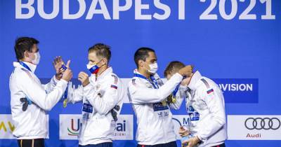 Российские пловцы победили в эстафете вольным стилем на ЧЕ в Будапеште