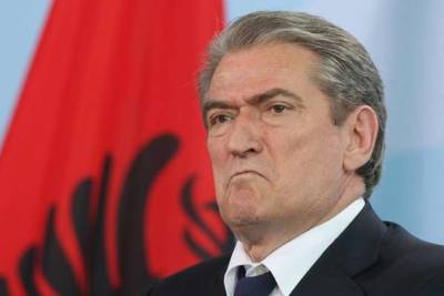 США ввели санкции против бывшего президента Албании и его семьи