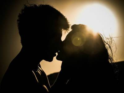 Австралийские ученые узнали, какие черты партнера определяют сексуальную привлекательность