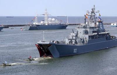 Украина отправит к берегам Крыма 30 военных кораблей