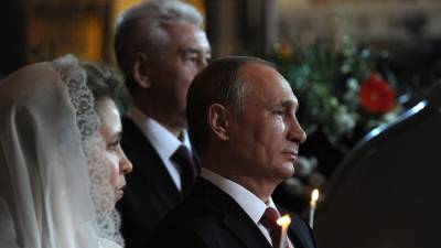 Путин встретил Пасху в храме Христа Спасителя