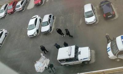 В Тюмени на парковке обнаружили тело девушки