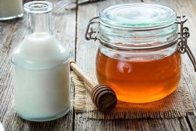 Молоко с медом: польза и вред, противопоказания, когда принимать, отзывы