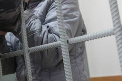 В Свердловской области задержан 57-летний пенсионер, обвиняемый в сексуальном насилии над девочками