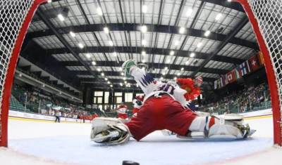 Юниорская сборная России по хоккею на U18 разгромила сборную Чехии