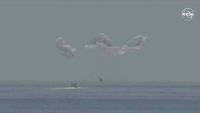Crew Dragon с четырьмя астронавтами приводнился в Мексиканском заливе