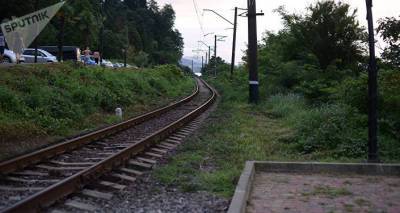 Вагон поезда сошел с рельсов в Западной Грузии