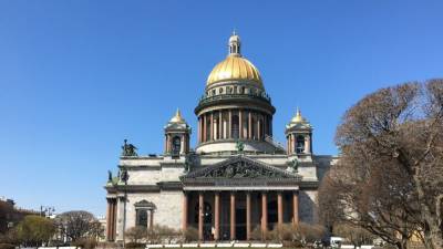 Петербург вошел в тройку самых популярных городов для деловых поездок
