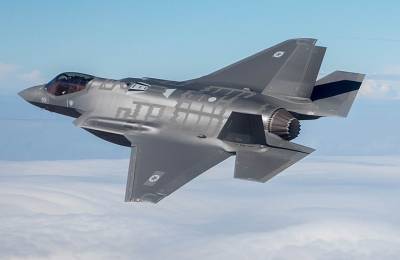 На вооружение армии Израиля поступили три истребителя F-35I