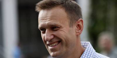 Навальный после голодовки: Увлекательная трансформация «из еле волочащего ноги скелета в просто голодного мужчину» продолжается