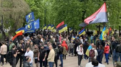 В центре Одессы проходит марш патриотов