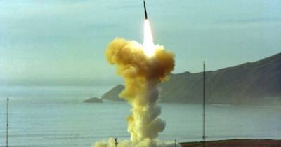 Проверка боеготовности: США испытают межконтинентальную баллистическую ракету