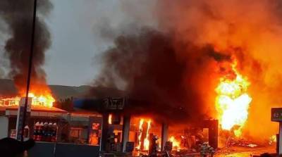 Во время пожара на АЗС в Душанбе пострадали 29 человек