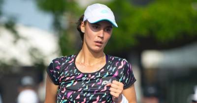 Украинка Калинина выиграла второй теннисный турнир подряд, разгромив в финале россиянку (фото)