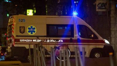 Плохо стало всем: В Киеве с судорогами в больницу попала семья и медики, прибывшие на вызов - СМИ