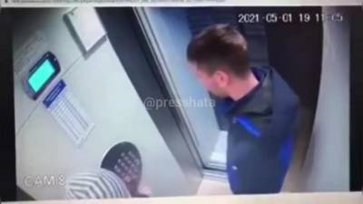 В Самаре ищут парня, который жестоко избил ребенка в лифте