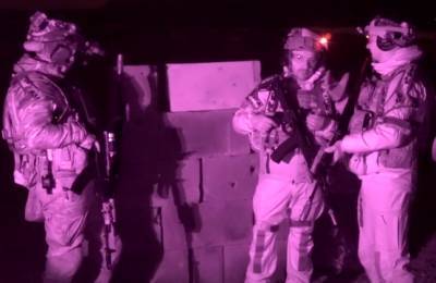 В Сети показали видеозапись ночной битвы обновленными Ак-12