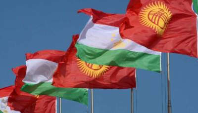 Кыргызстан и Таджикистан подписали протокол о демаркации границы