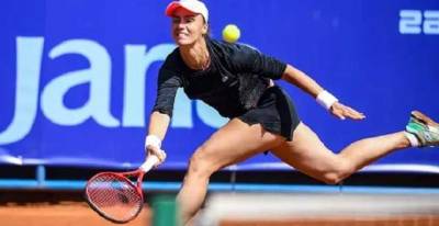 Украинская теннисистка выиграла турнир в Загребе, разгромив в финале россиянку
