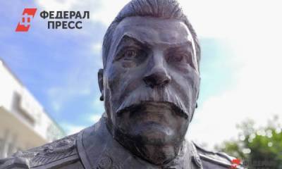 В Дагестане снесли бюст Сталина