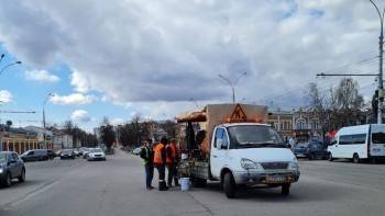 В Вологде до конца мая обновят 42 тыс. квадратных метров дорожной разметки