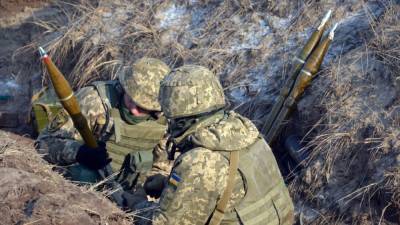 Каратели обстреляли ДНР из минометов и гранатометов