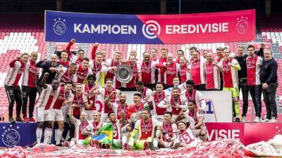 «Аякс» и в 35-й раз стал чемпионом Нидерландов по футболу