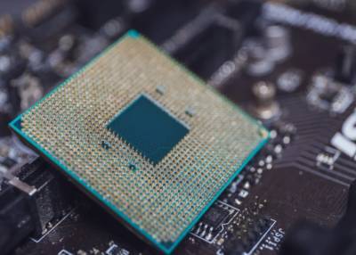 Миллиарды ПК под угрозой: В процессорах Intel и AMD нашли новую уязвимость