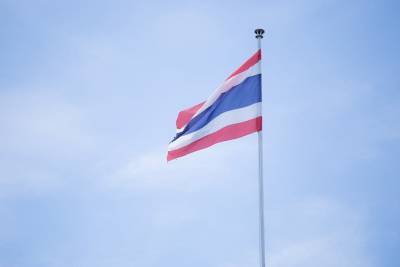 В Таиланде зафиксировали рекордный уровень смертности от COVID-19 и мира