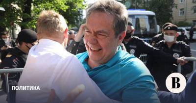 Левый политик Николай Платошкин приговорен к условному сроку лишения свободы