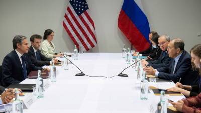 Лавров на встрече с Блинкеном призвал улучшить работу дипмиссий России и США