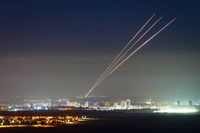 Ночной обстрел Беер-Шевы; ВВС интенсивно бомбят в Газе