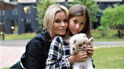 Дана Борисова - Максим Калинов - Органы опеки могут прийти к Борисовой после инцидента с дочерью — адвокат - 5-tv.ru
