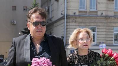 «В 80 лет любовь?!» — Соседов высмеял слухи о свадьбе Садальского и Максаковой