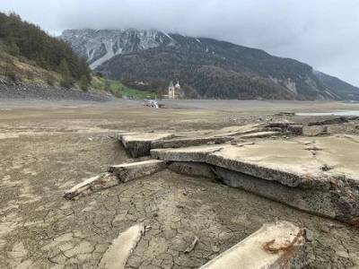 В Италии нашли остатки затонувшего города (ФОТО)