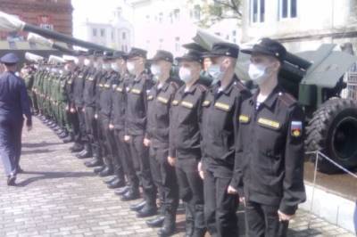 Призывников Хабаровского края торжественно проводили к месту военной службы