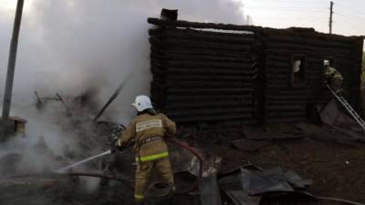 Пять человек погибли в результате пожара в доме в Пермском крае