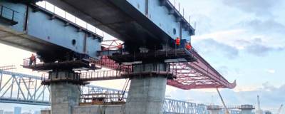 В Новосибирске на четвёртом мосту через Обь появились первые сто метров пролёта