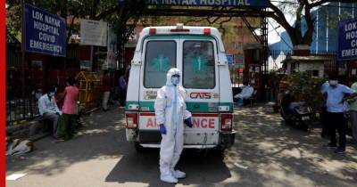 В Индии два штата объявили об эпидемии "черной плесени"