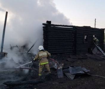 Сегодня ночью пять человек сгорели на пожаре в селе Усть-Турка Кунгурского округа