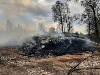 В Вытегорском районе при пожаре пострадали трое