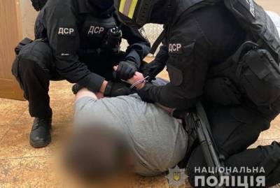 Полиция задержала двух самых влиятельных "воров в законе" Украины – "Умку" и "Сашу Свана"